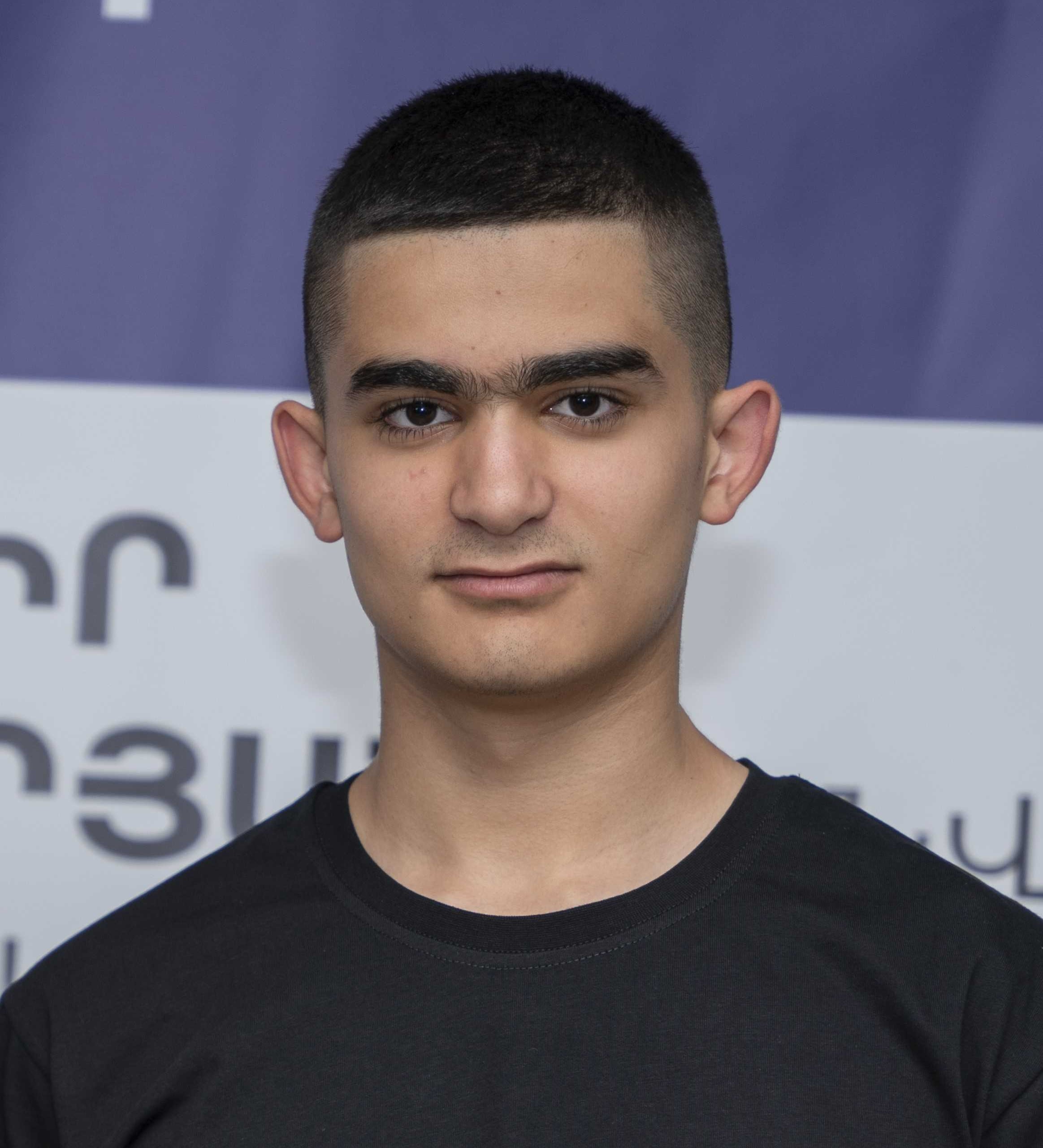 Hamlet Petrosyan